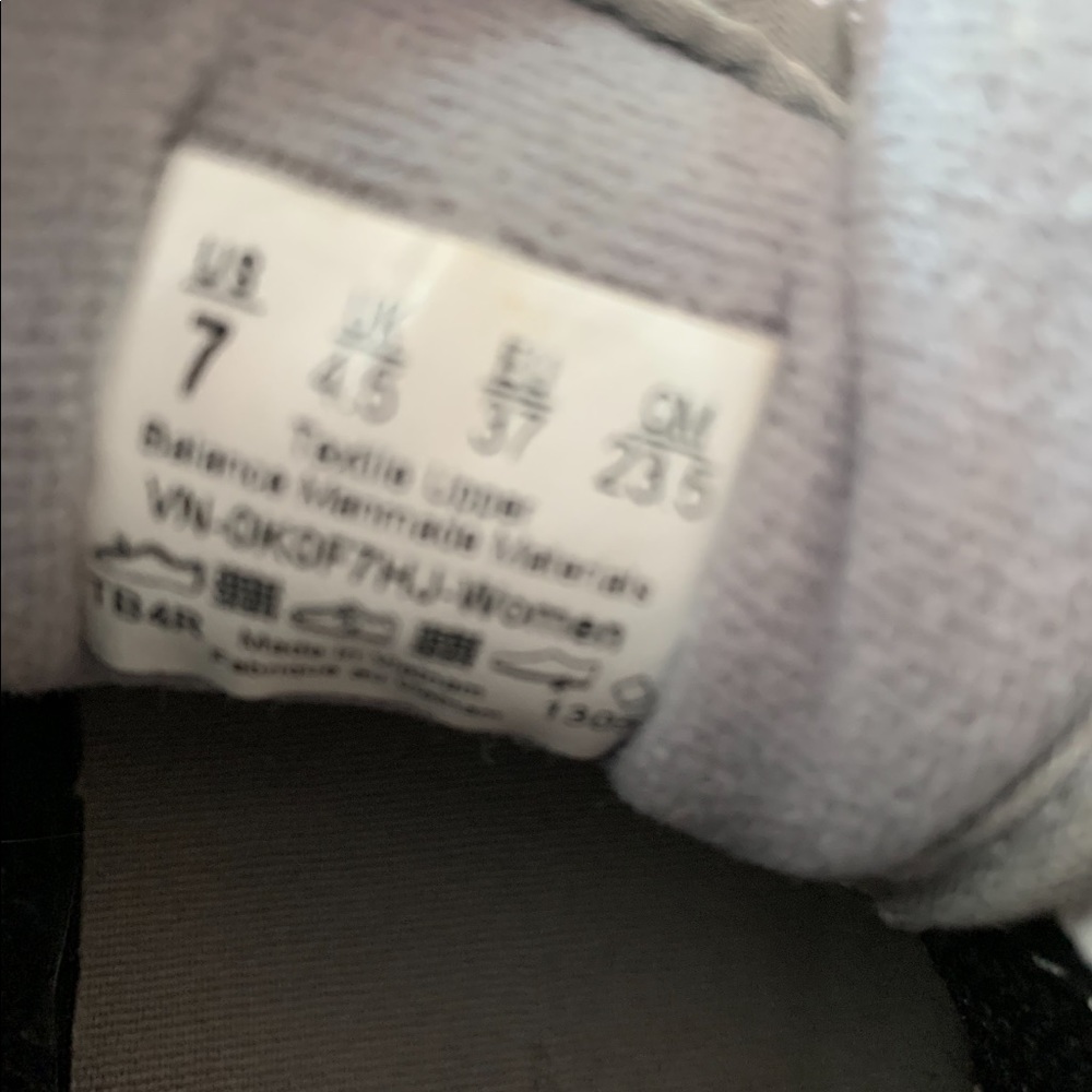 Grey vans - Picture 5 of 5